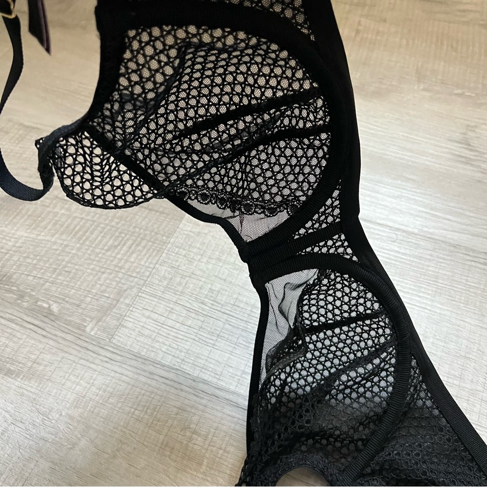 VICTORIA'S SECRET LUXE LINGERIE Unlined Demi Fishnet Mesh Plunge Bra Black 36C - Picture 10 of 14